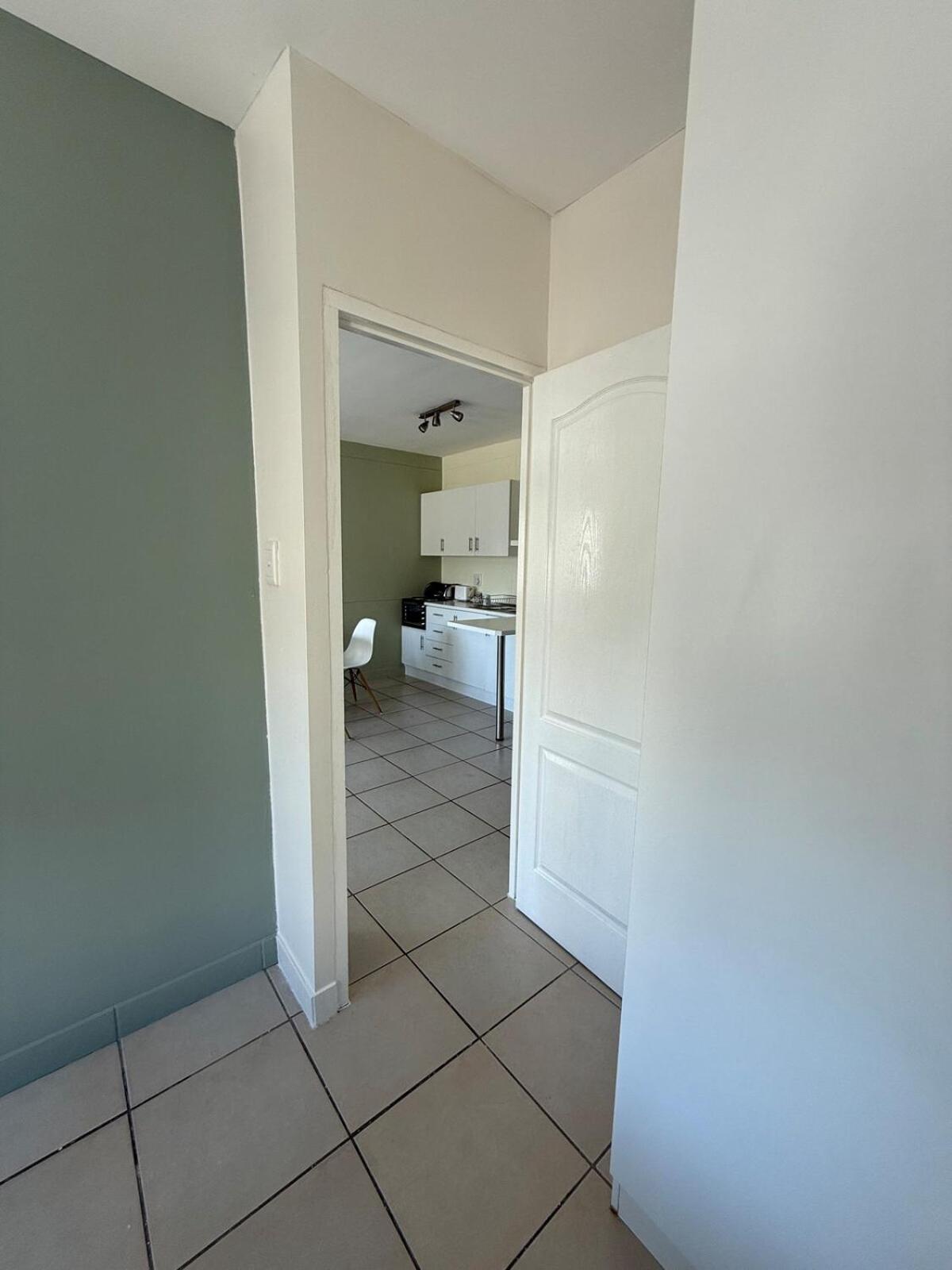 Conveniently Located Getaway Apartment